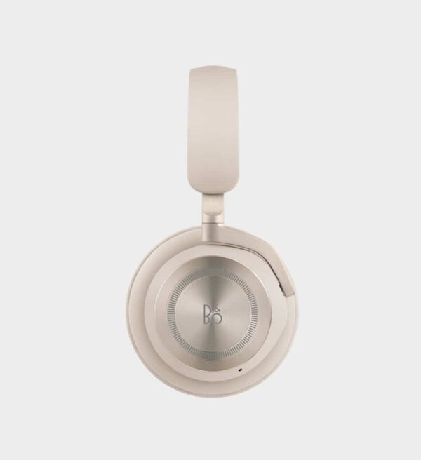 ⁦Comfortable over-ear headphones⁩ - الصورة ⁦4⁩