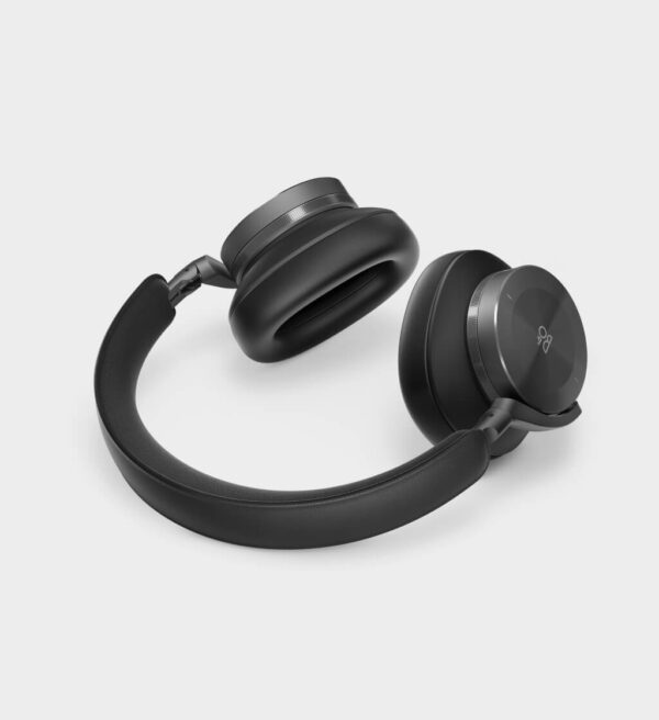 ⁦Ultimate over-ear headphones⁩ - الصورة ⁦6⁩